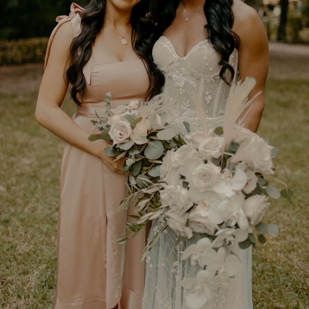 Show me your mumu Rose gold luxe satin bridesmaid - Picture 3 of 3